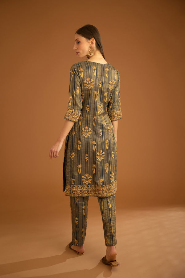 Carbon Black Kurta Set.