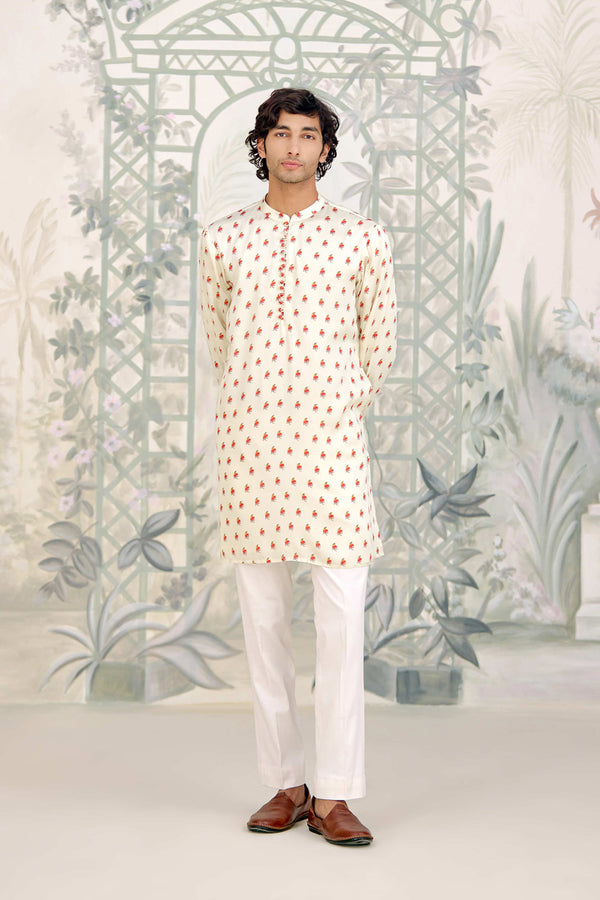 Off-White Kurta Set.
