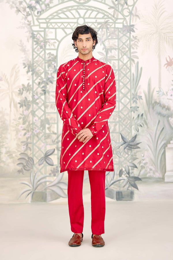 Maroon Kurta Set.