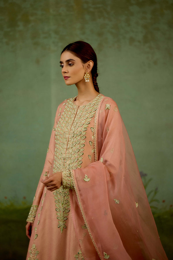 Shell Pink Kurta Set.