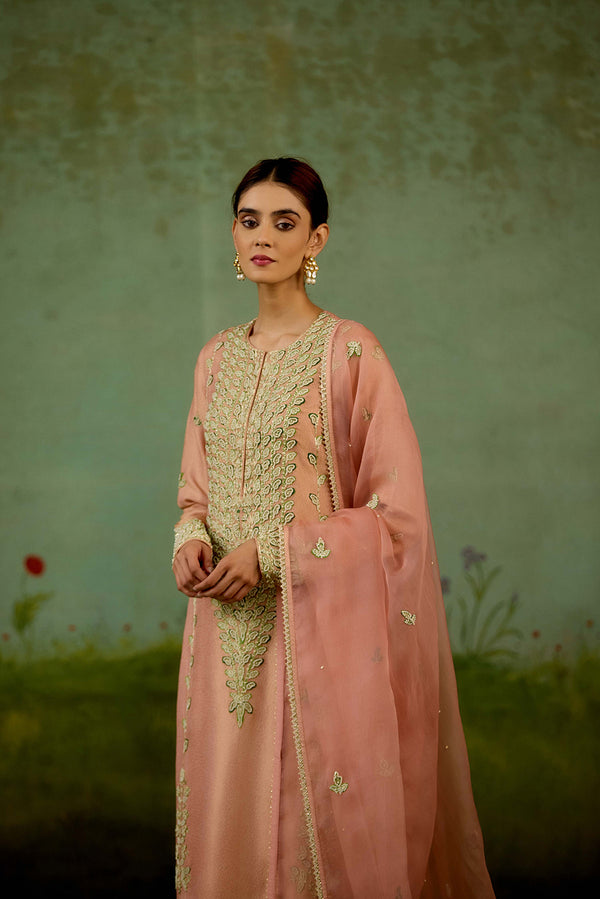 Shell Pink Kurta Set.