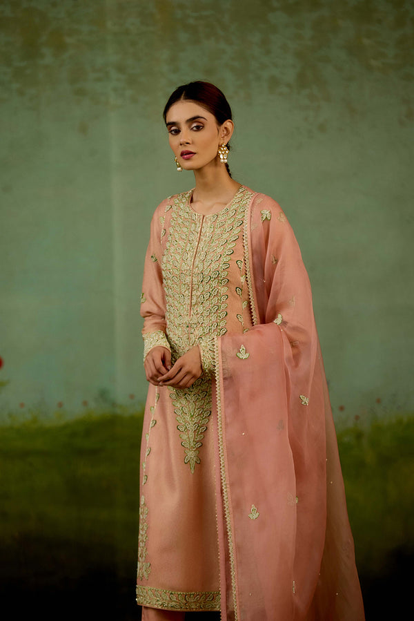 Shell Pink Kurta Set.