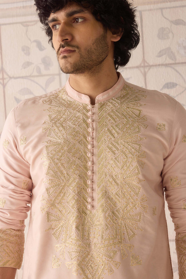 Snow Pink Kurta Set.