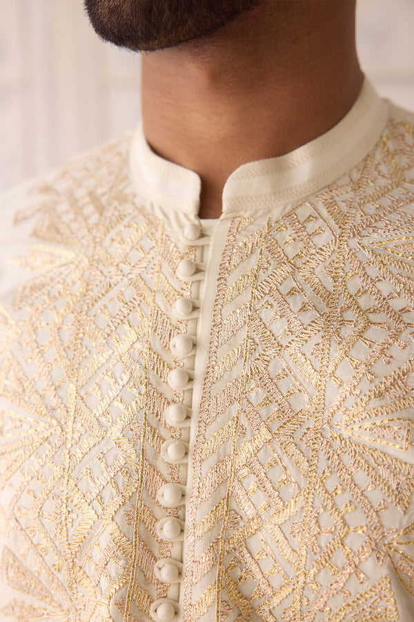 Egret Off-White Kurta Set.