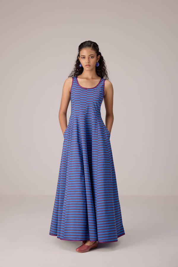Blue striped cotton ensemble.