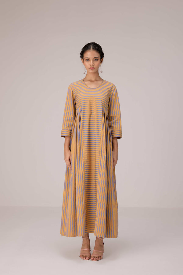 Pleated cotton maxi dress