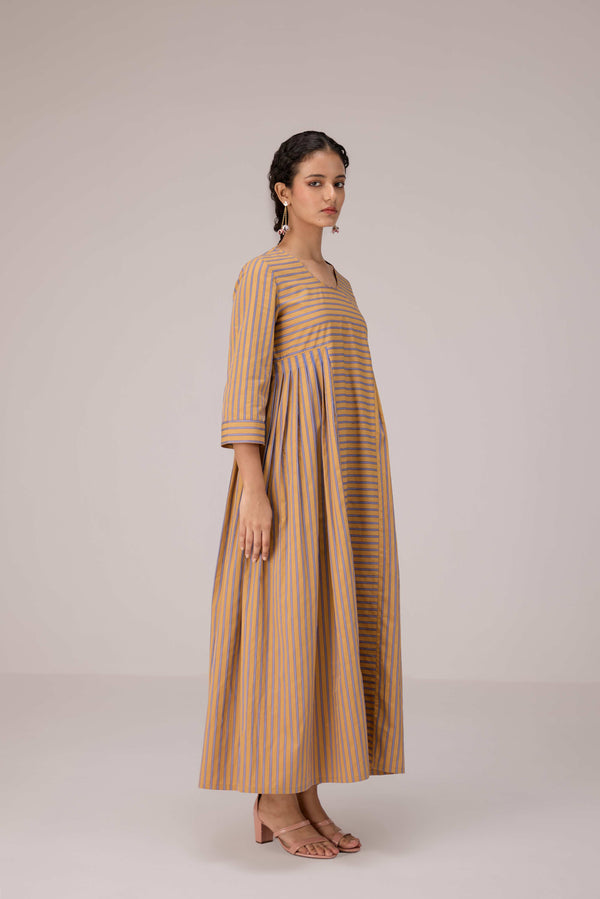 Pleated cotton maxi dress