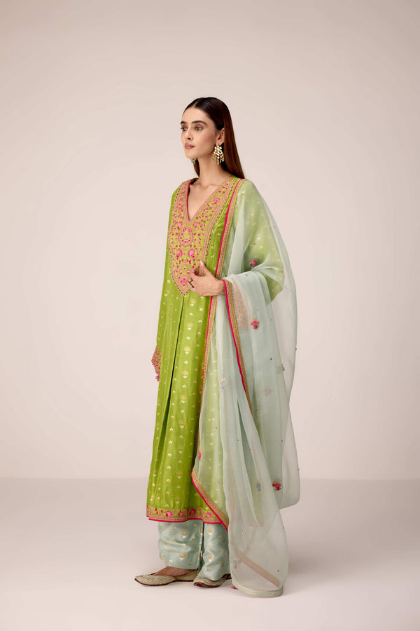 Green thread embroidered kurta set