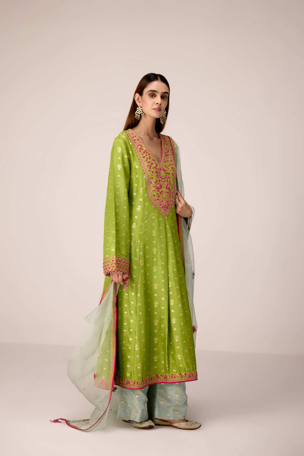 Green thread embroidered kurta set
