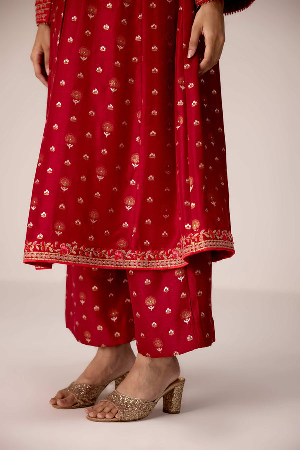Maroon thread embroidered kurta set