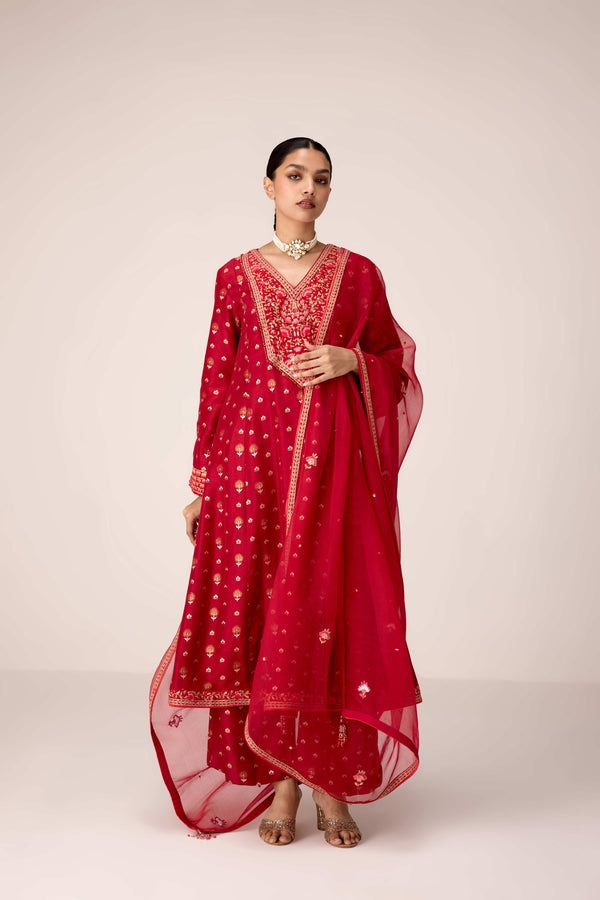 Maroon thread embroidered kurta set