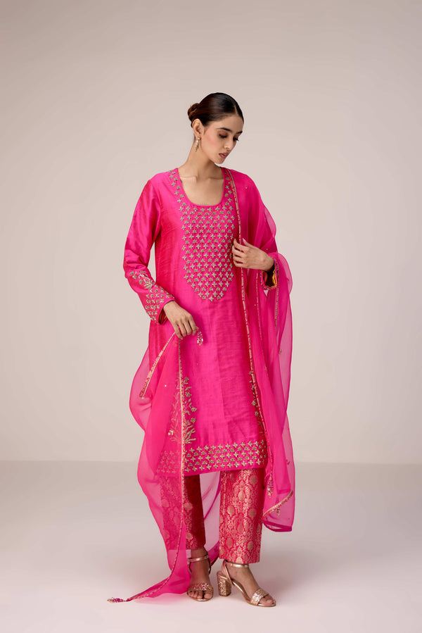 Fuschia pink zardozi  embroidered kurta pants set