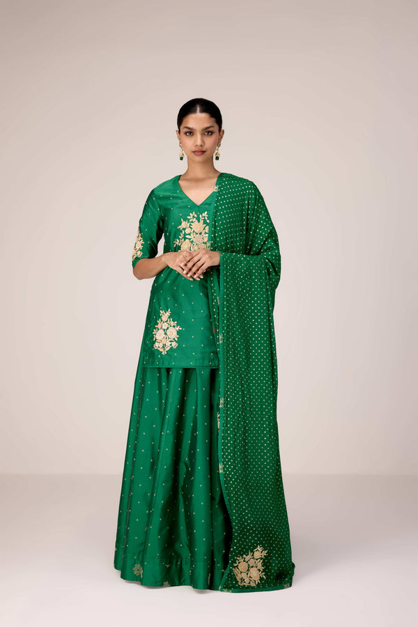 Emerald green applique embroidered kurta skirt set