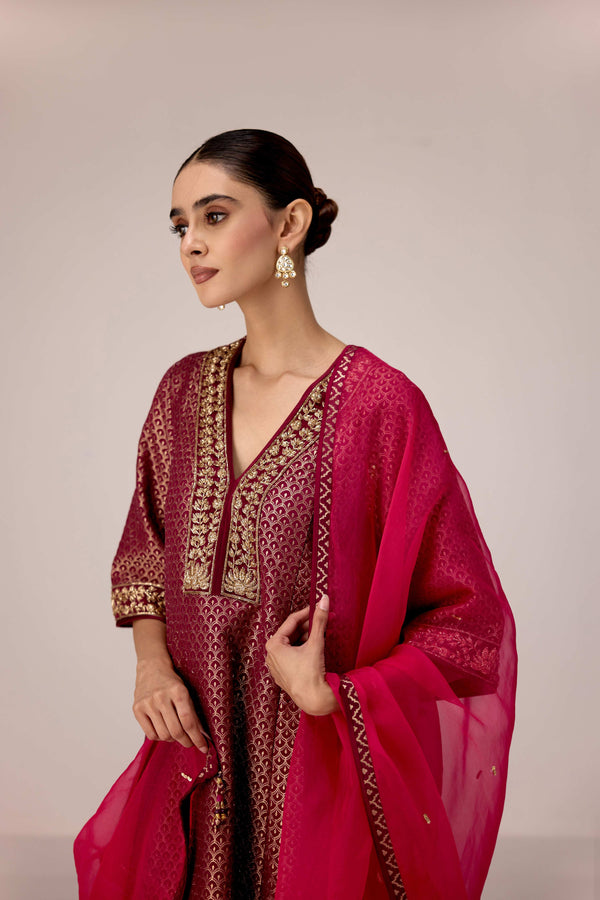Pink wine zardozi embroidered kurta pants set