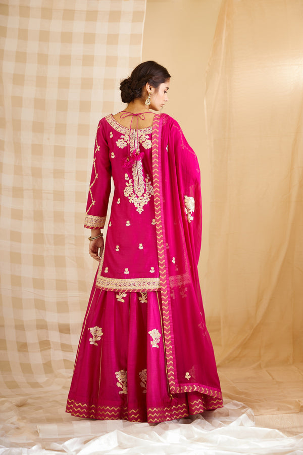 Magenta Pink Kurta & Skirt Set.