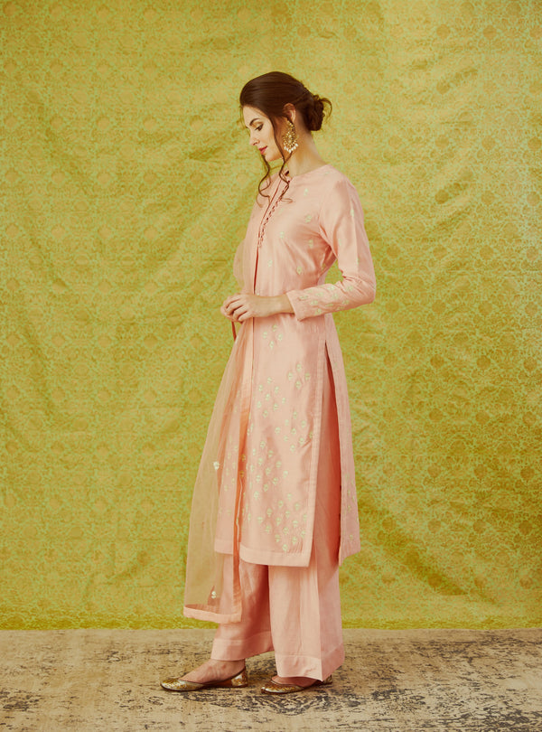 Peach Kurta Set.