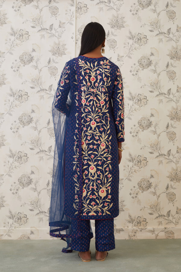 Navy Blue Kurta Set.