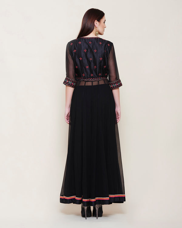 Black Anarkali Set.