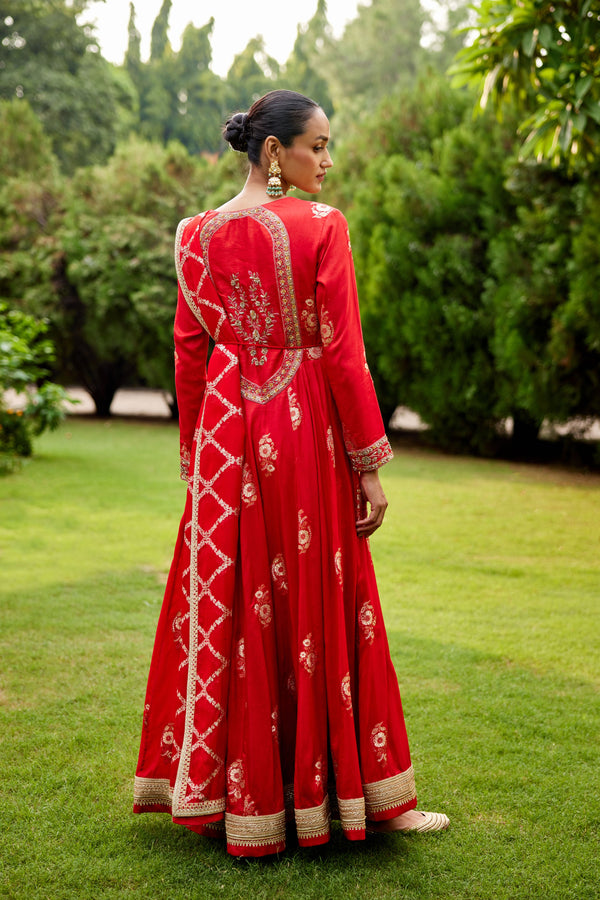 Red Anarkali Set.