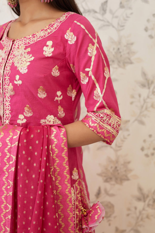 Magenta Kurta Skirt Set.