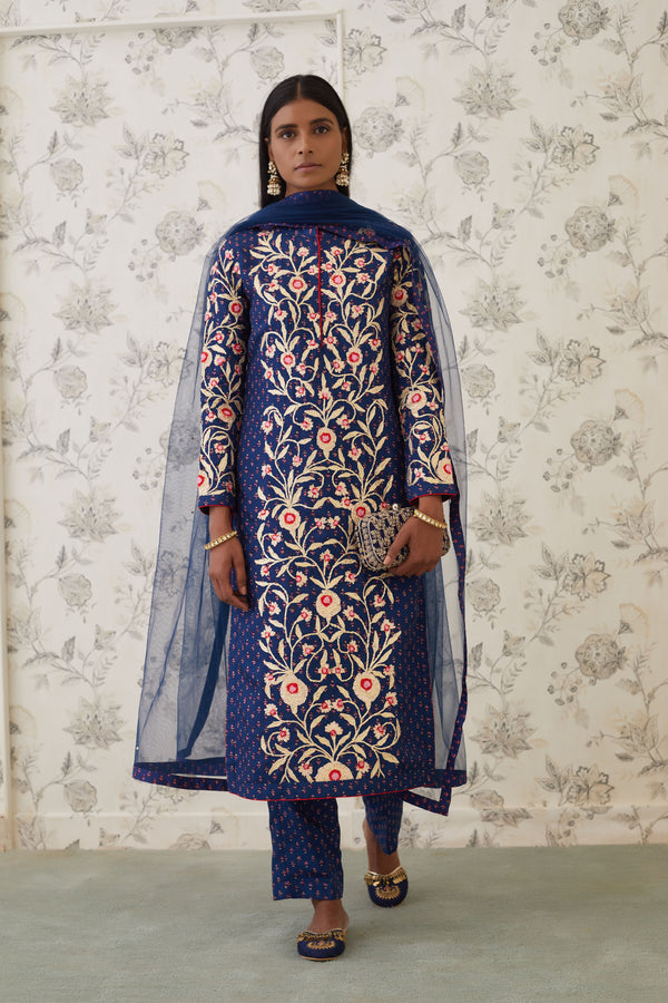 Navy Blue Kurta Set.