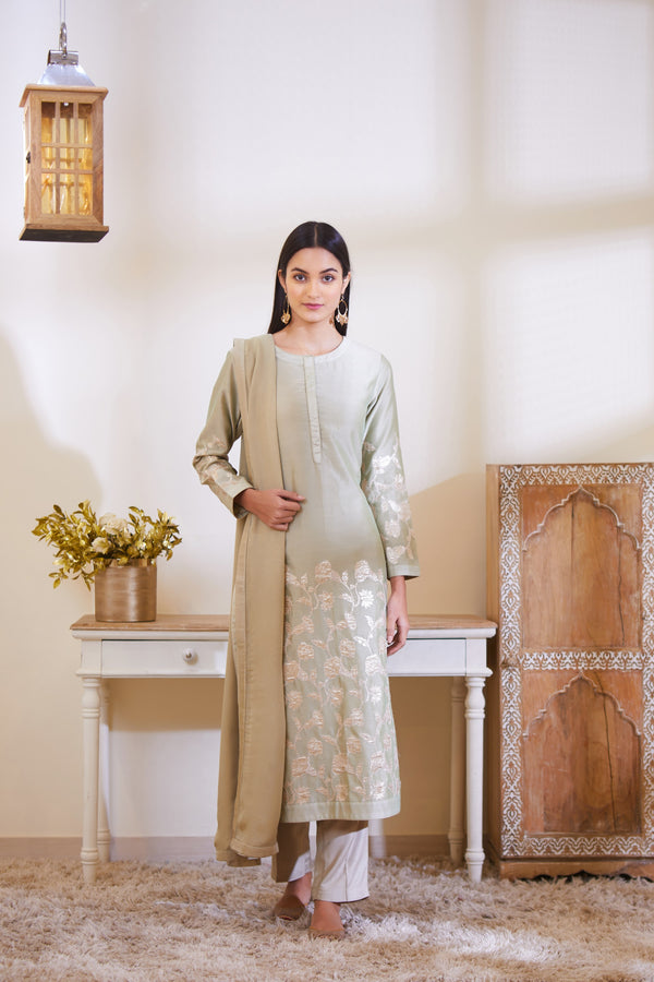 Fog Green Kurta Set.