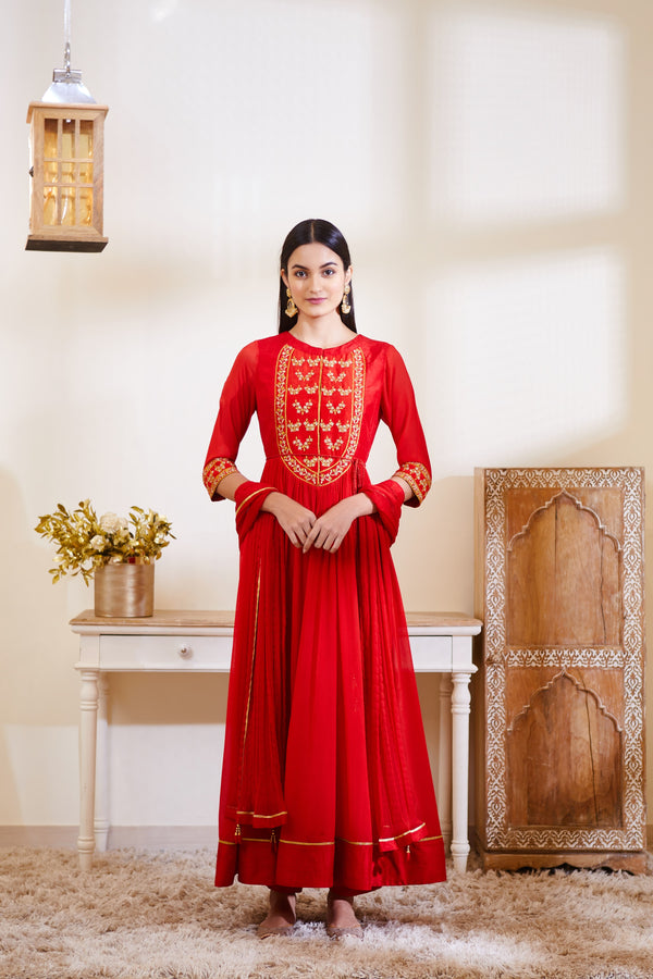 Red Anarkali Set.