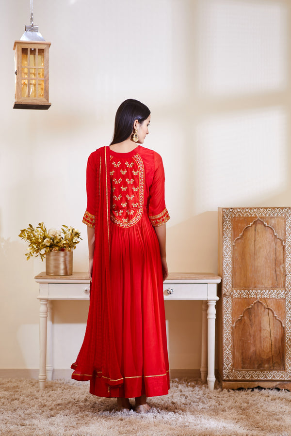 Red Anarkali Set.