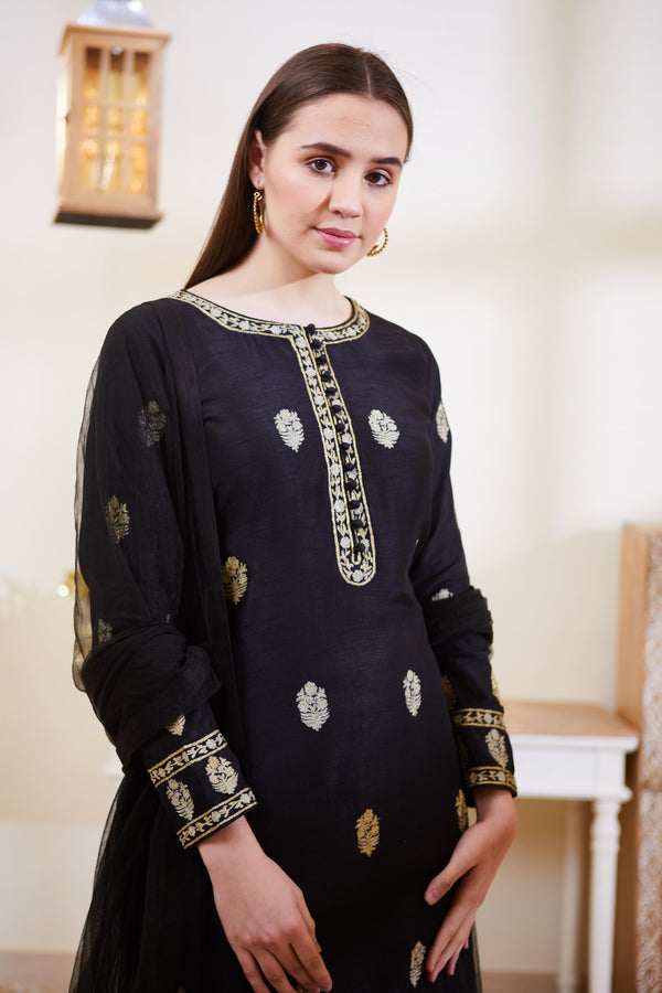 Black Kurta Set.