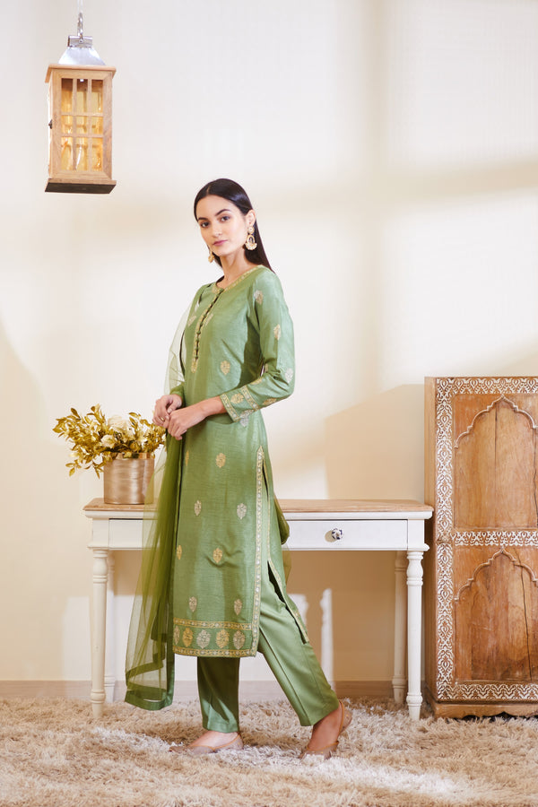 Green Kurta Set.