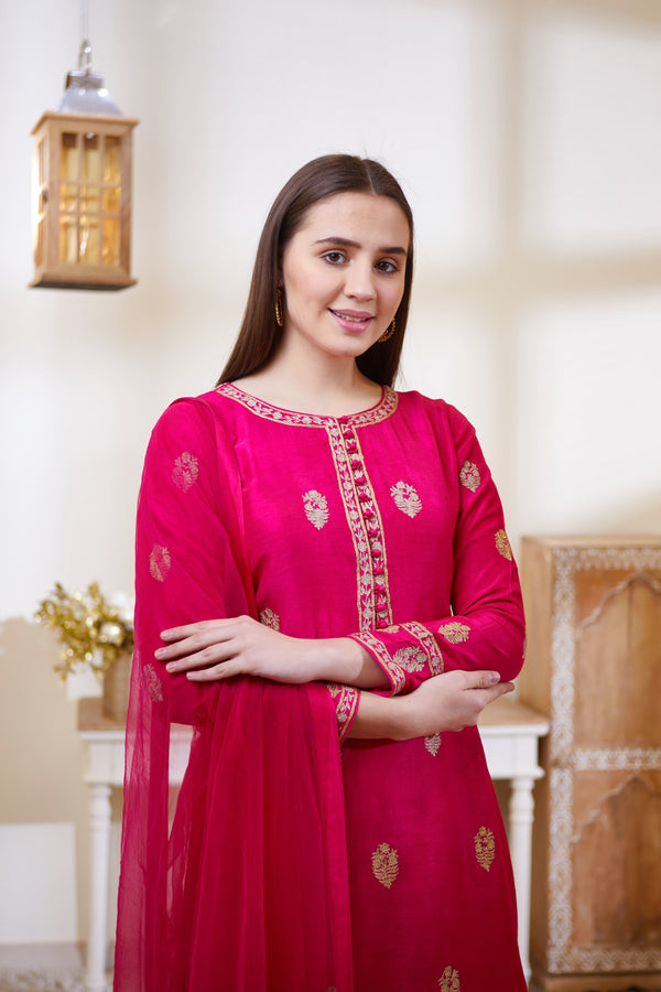 Pink Kurta Set.