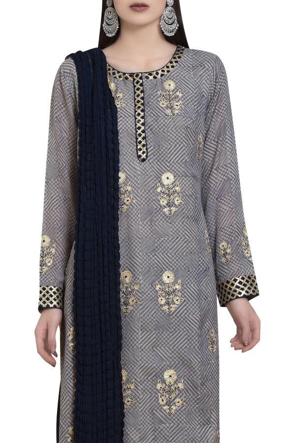 Thread embroidered &amp; gota kurta set